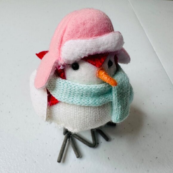 Christmas Wondershop Winter Birds Decor With Hats Scarves 4 inches 2021 set of 3 - Picture 8 of 11